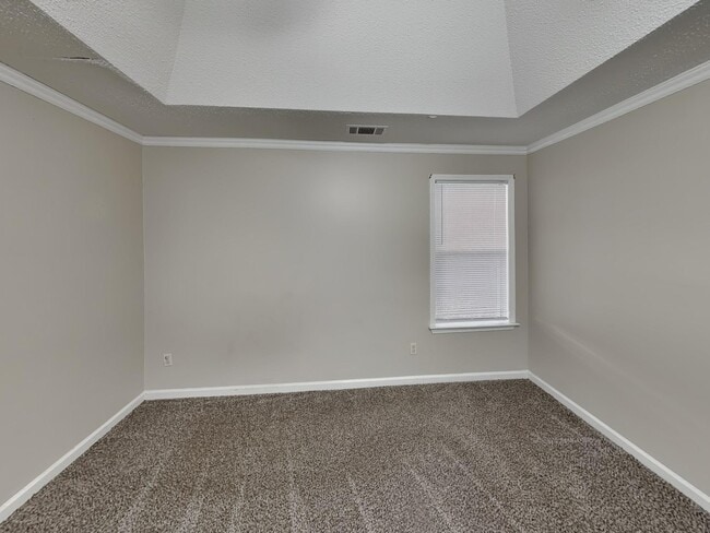 Foto del edificio - 9036 Gracie Ln