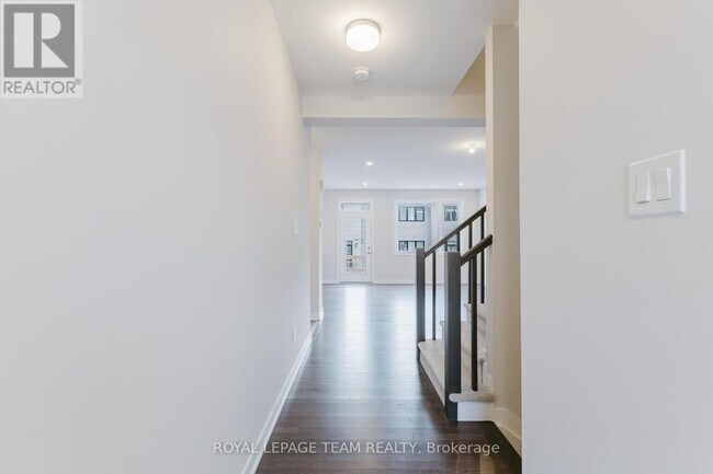 Photo du bâtiment - 616 Expansion Rd