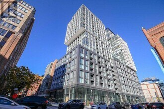 Building Photo - 158 Front St E