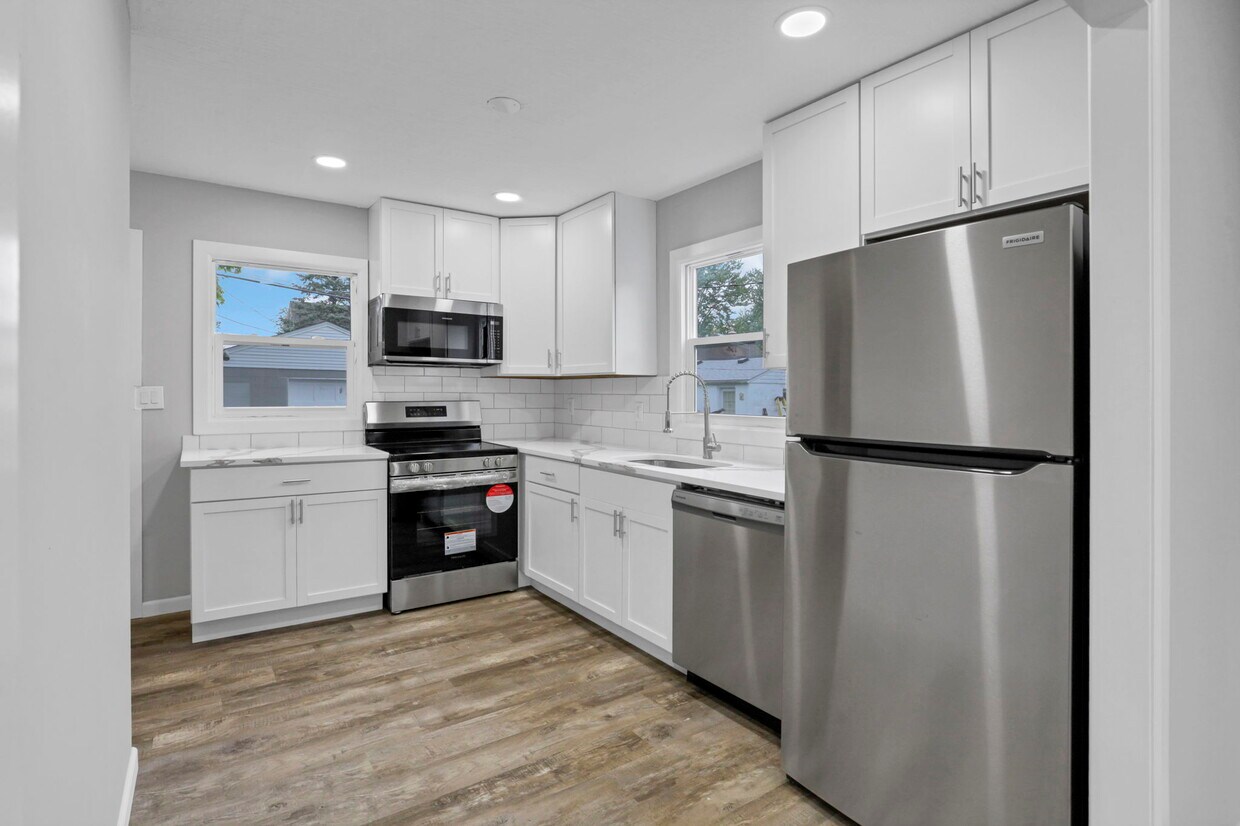 Foto principal - 3366 Karl Rd