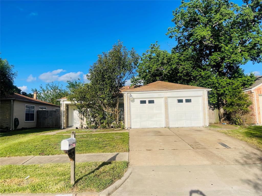 Primary Photo - 8907 Kindlewood Dr