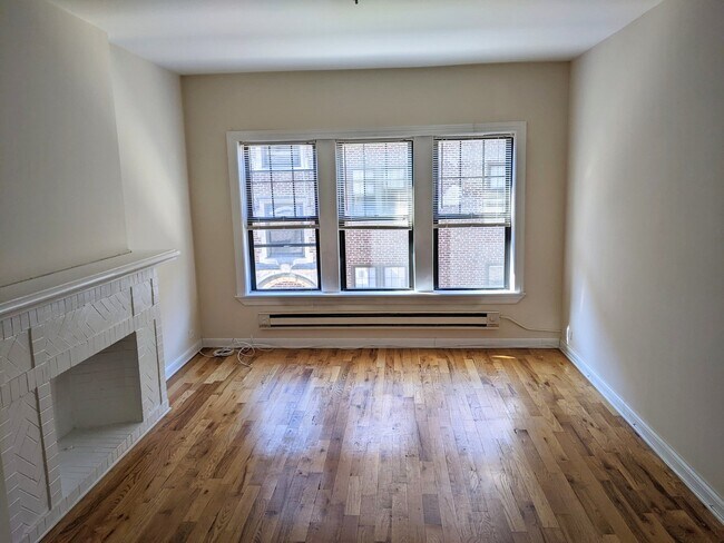 1313 Oak Ave, Unit 1317-G3, Evanston, IL 60201 - 1312 Oak