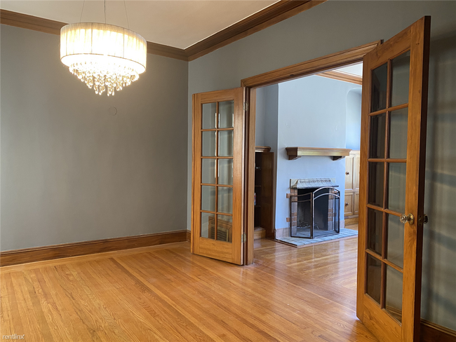 Building Photo - 2 br, 1.5 bath Duplex - 3536 Divisadero St...
