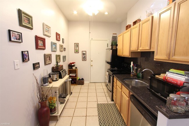 Foto del edificio - 1 br, 1 bath  - 20 E Goethe St Apt 203