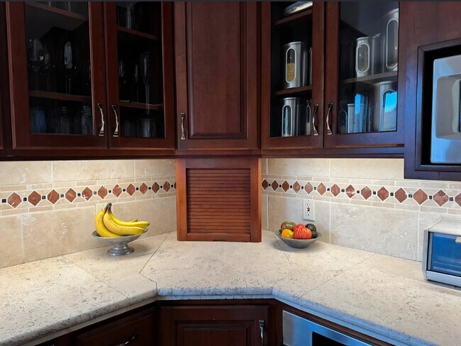 Building Photo - 6746 Cutting Blvd