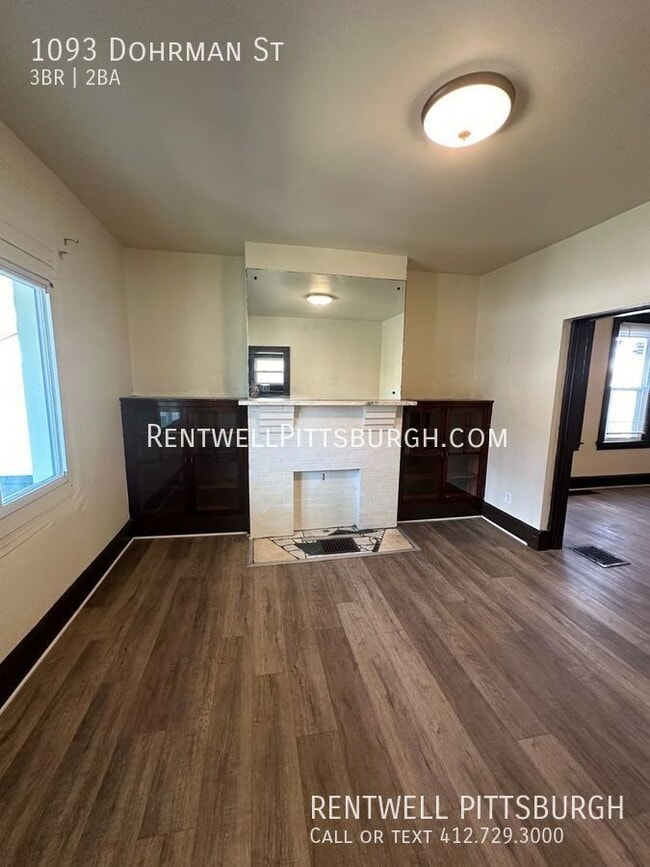Building Photo - 1093 Dohrman St