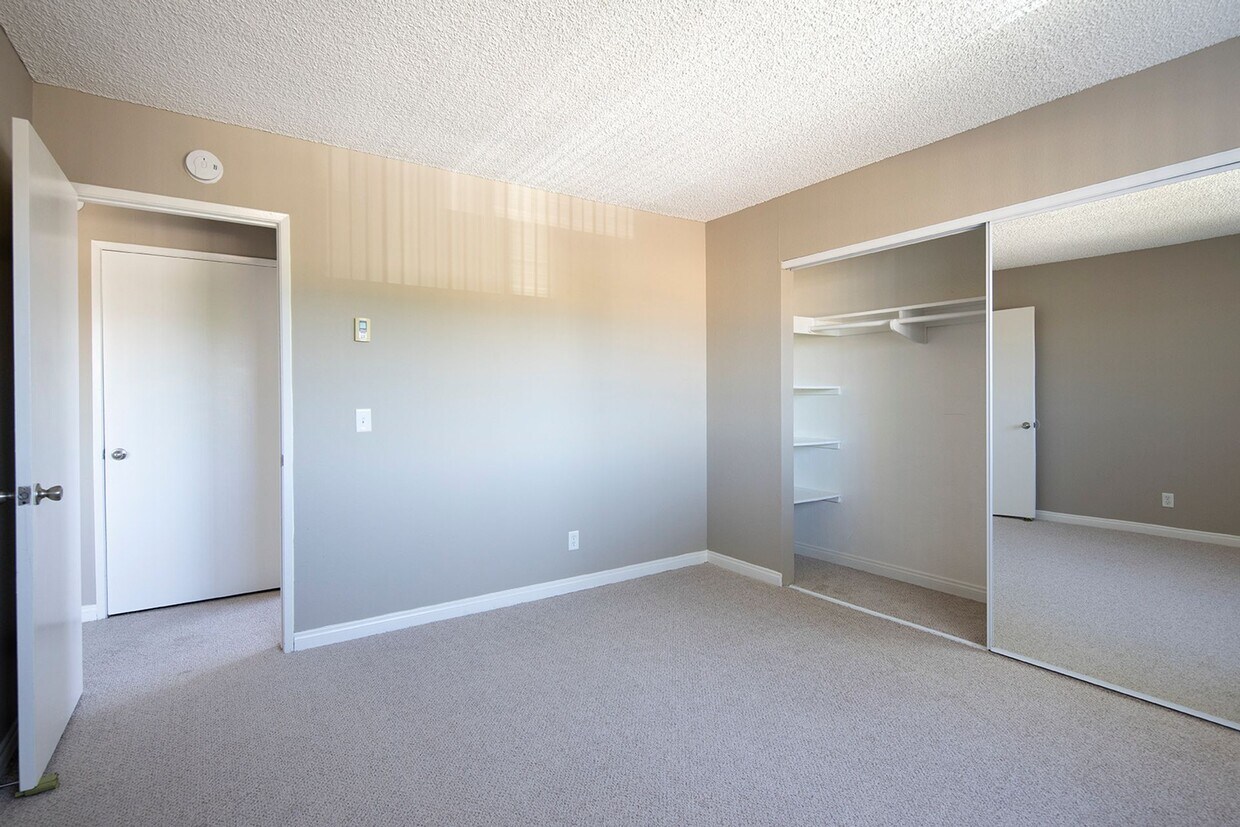 Royal Village Apartments Apartments in San Diego, CA Westside Rentals