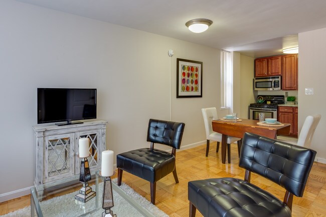 Foto del edificio - Park East Apartments