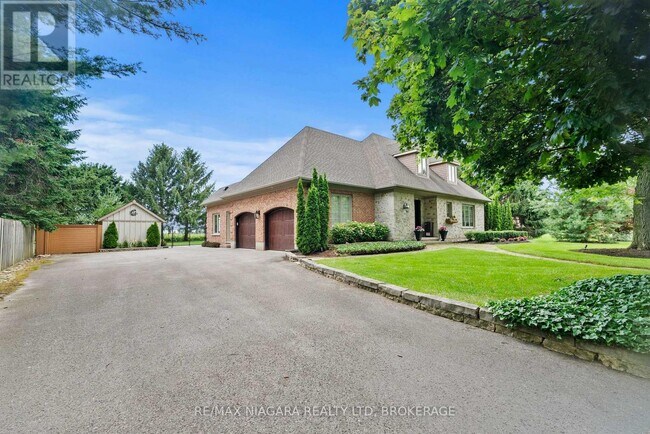 Photo du bâtiment - 14690 Niagara River Pkwy