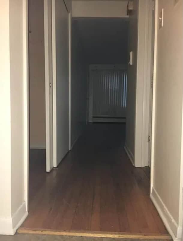 Foto del edificio - 2435 W 123rd St