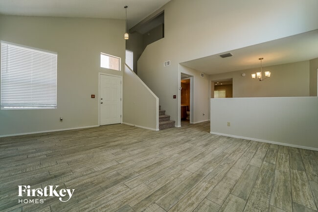 Building Photo - 3017 W Sun Ranch Trail