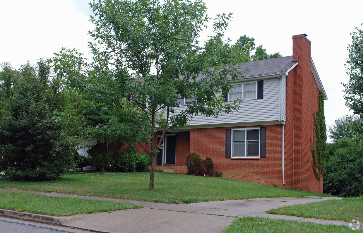 Primary Photo - East Hills Duplex