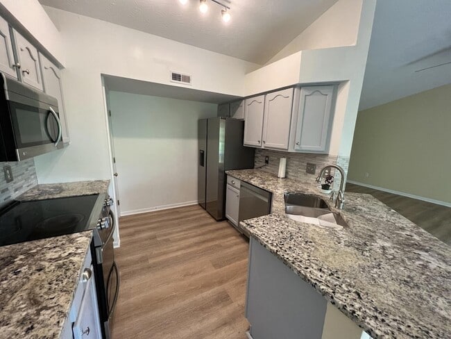 Photo - 1468 Taramore Dr Apartment