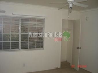 Primary Photo - 6805 West Blvd