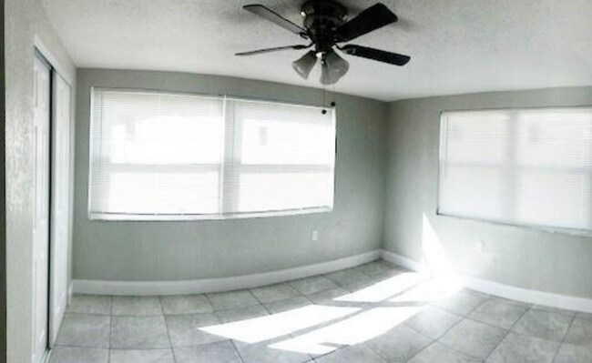 Building Photo - 7224 Potomac Dr