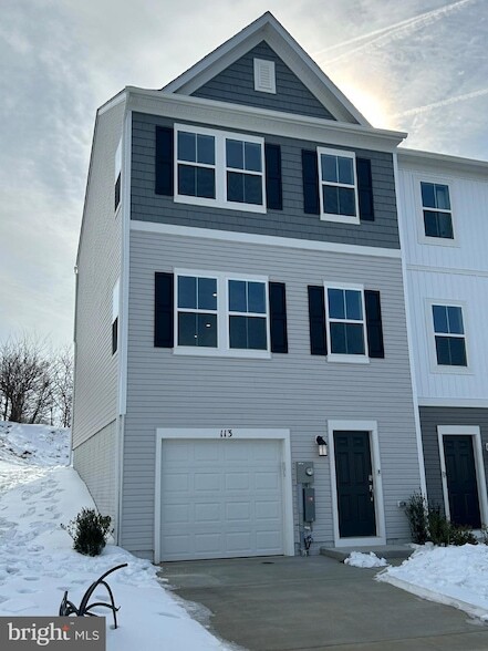 Building Photo - 113 Kincade Court