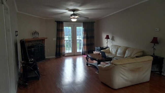 Foto del edificio - 5310 Sherrills Ford Rd