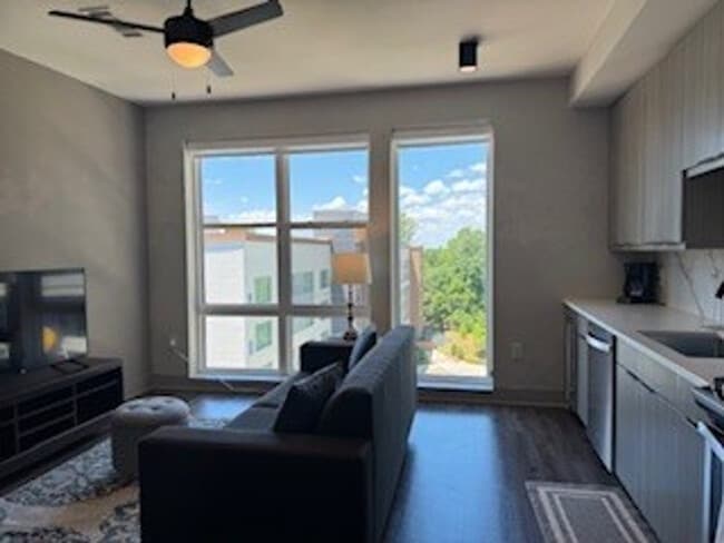 Building Photo - 3699 Lenox Rd NE