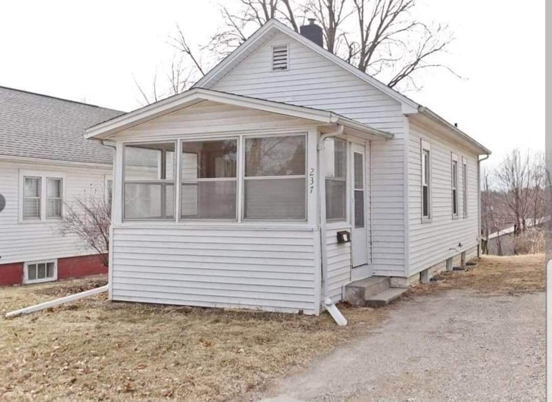 237 34th Street Dr SE, Cedar Rapids, IA 52403 House Rental in Cedar