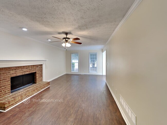 Building Photo - 1275 Wheatfield Dr