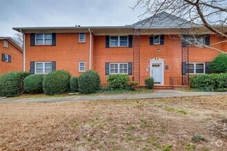 Building Photo - 3660 Peachtree Rd NE