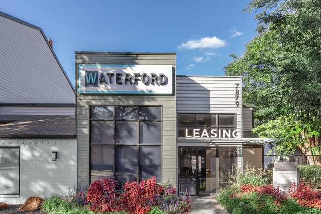 Building Photo - Waterford at Bellmar