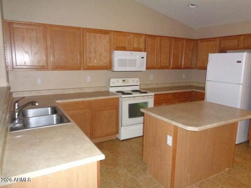 Foto del edificio - 46137 W Guilder Ave