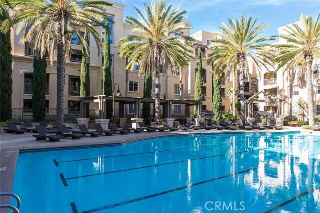 Building Photo - 2403 Scholarship