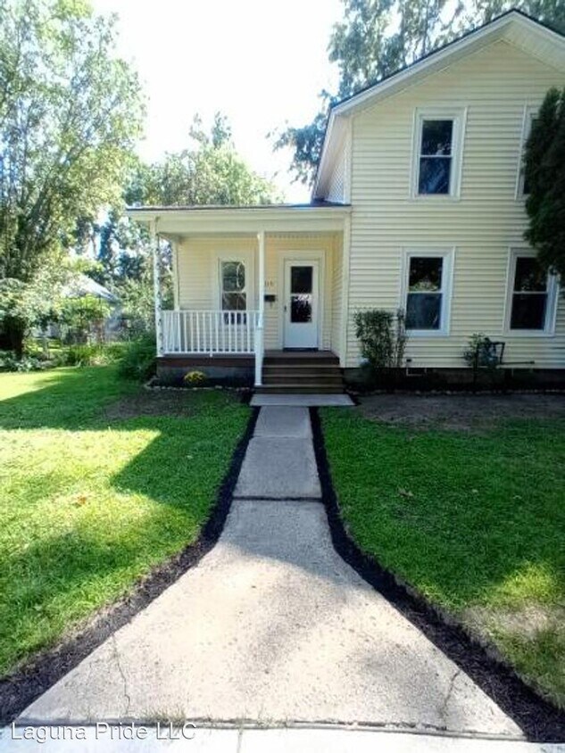 Primary Photo - 4 br, 1 bath House - 209 Third St