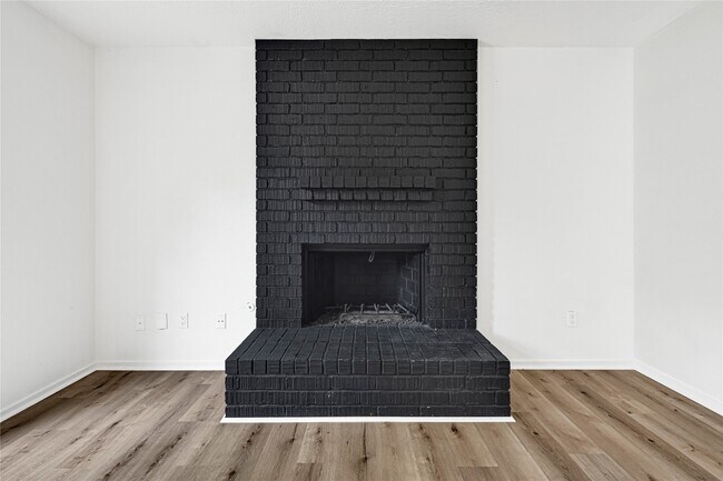 Foto del edificio - 15231 Silverman St