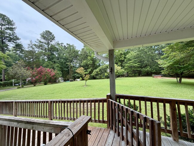 Photo - 720 Marthas Chapel Road House