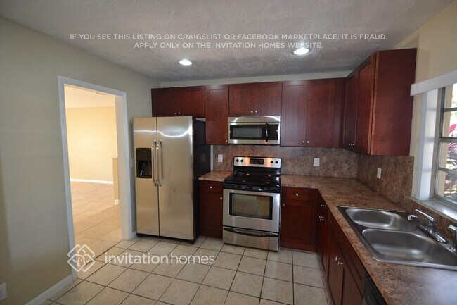 Foto del edificio - 6730 NW 22nd Terrace