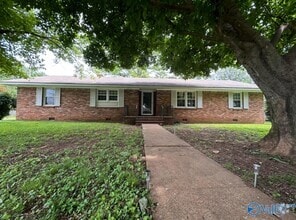 Building Photo - 1101 Winston Dr
