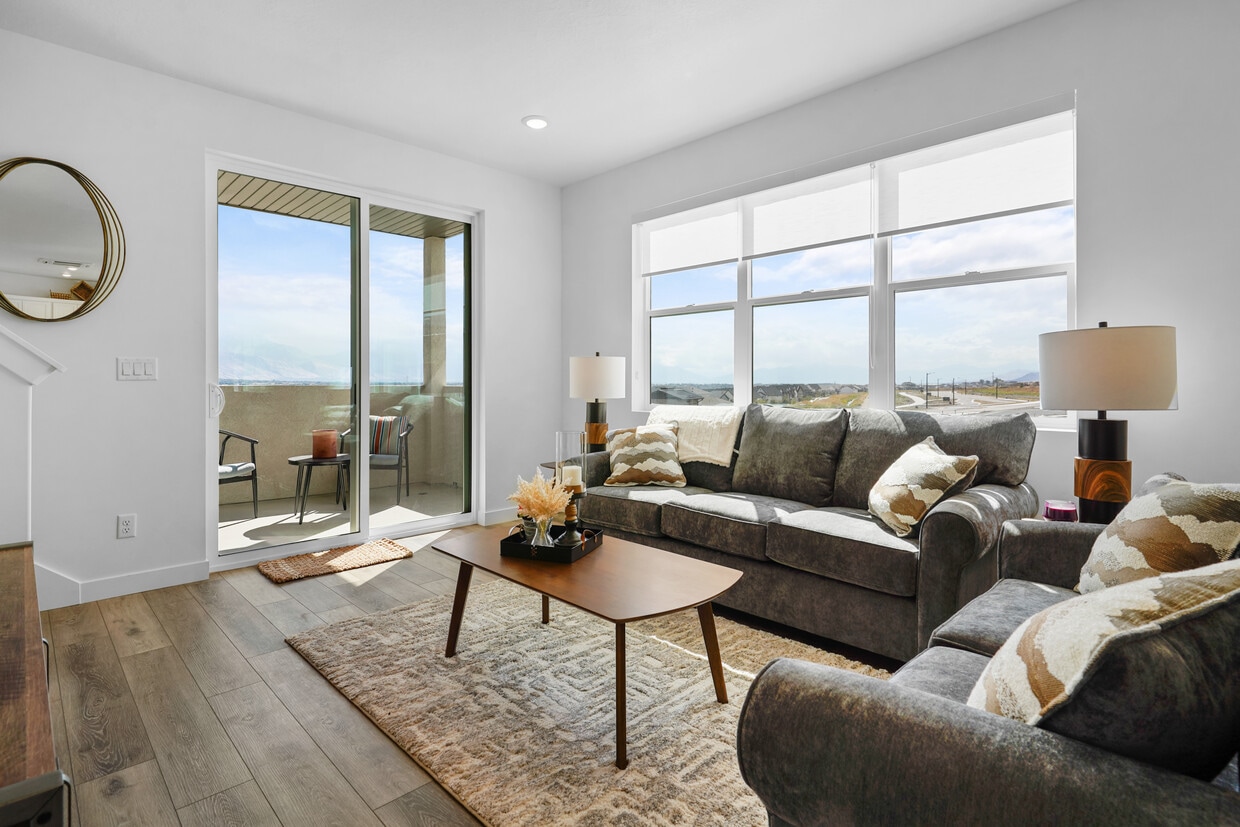 3x2.5 Tándem - Innovation Park at Holbrook Farms