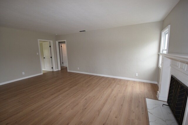 Foto del edificio - 2395 Tyrolean Way