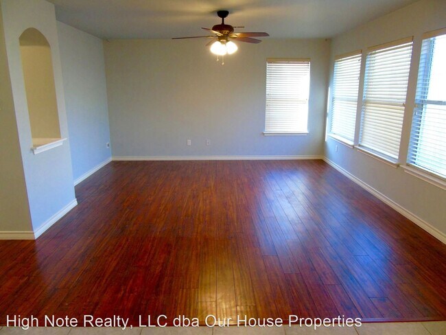 Foto del edificio - 3 br, 2.5 bath House - 8971 W Hove Loop