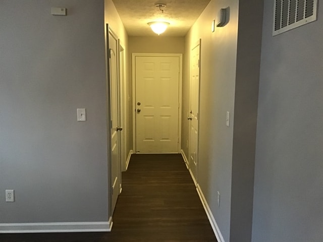 Foto del edificio - 784 Aerostar Court