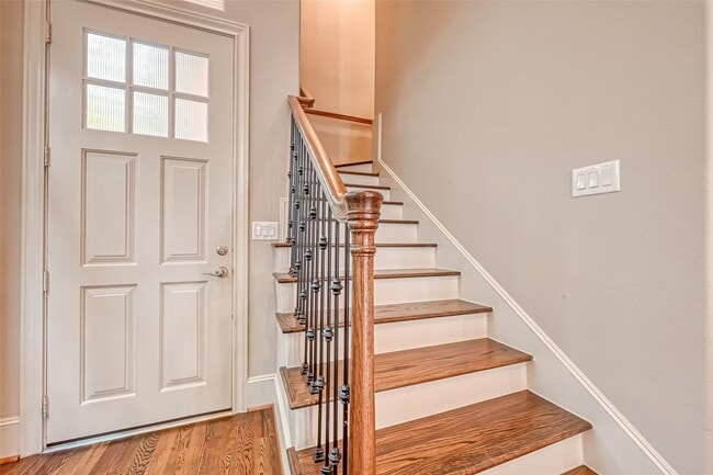 Building Photo - 5811 Kiam St