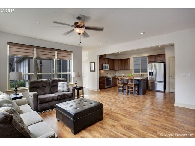 Foto del edificio - Wonderful Wilsonville Home!