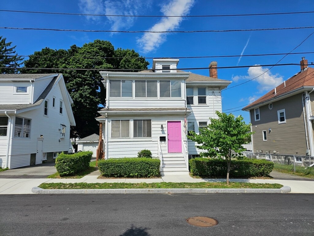 Primary Photo - 62 Royal St