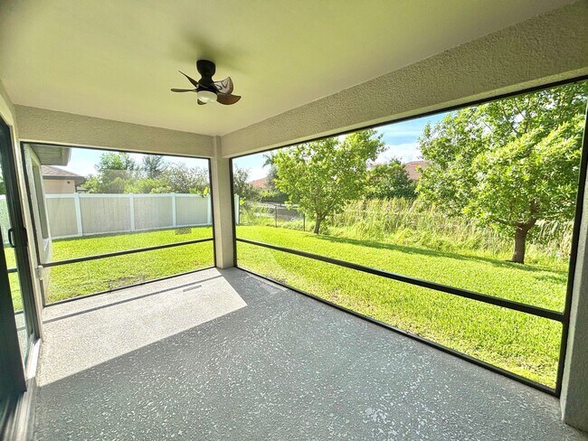 Foto del edificio - Modern 3 Bed, 2 Bath Home with Stylish Upg...