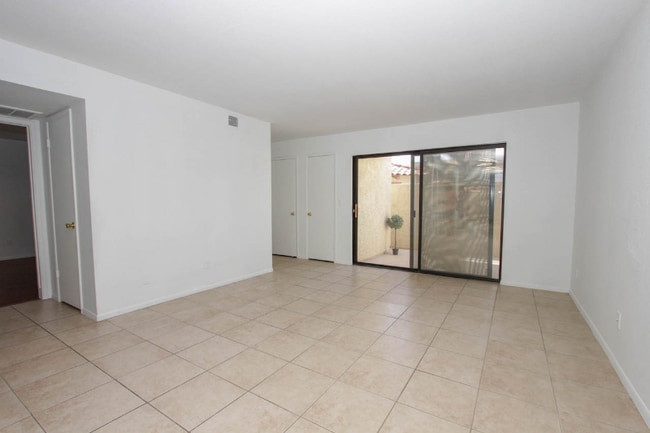 Building Photo - 16635 N Cave Creek Rd