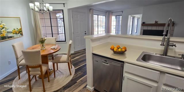 Foto del edificio - 4791 White Rock Cir