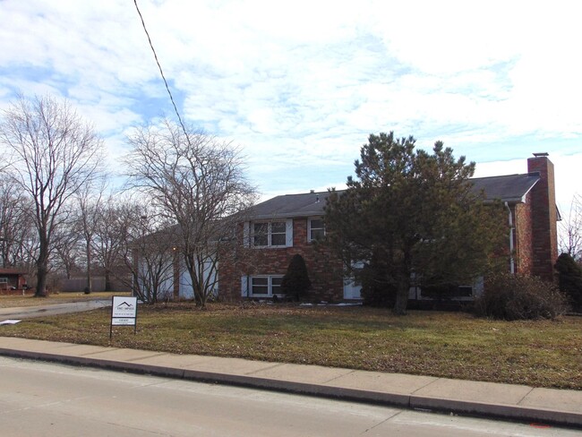 Foto del edificio - Great 4 Bedroom House In Ashland MO!