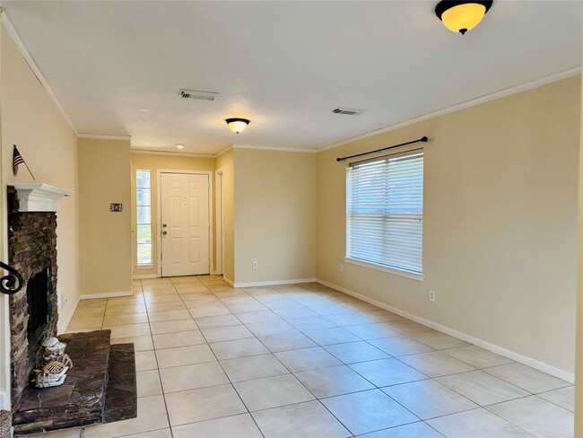 Building Photo - 14634 Taymouth Dr