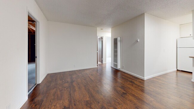 Building Photo - 2743 Gilmore Ln