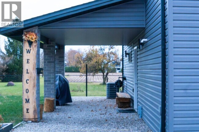 Photo du bâtiment - 4493 4th Concession Rd