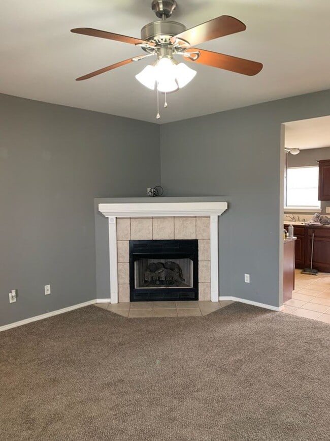 Building Photo - Getting Ready For You! Beautiful Bentonville Home with Spacious Backyard & 2-Car Garage