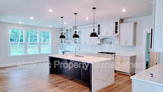 Foto del edificio - 10912 Canterbury Ct