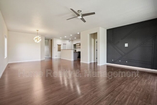 Building Photo - 4267 E 95th Dr